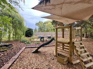 Photo 34- click for photo gallery